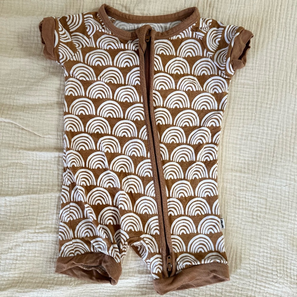 Little Sleepies Rust Rainbows Zippy Shorty, 0-3m